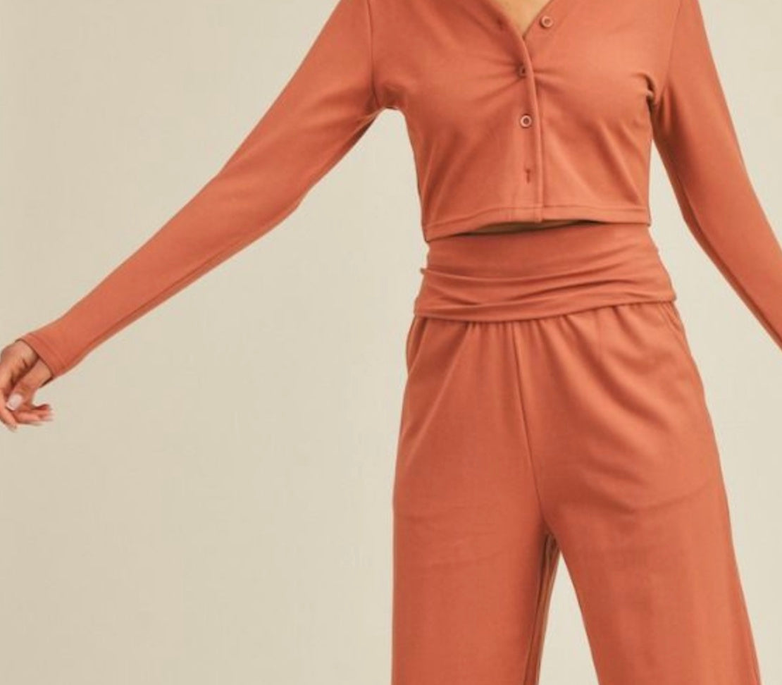 Dive into Scuba Wide Legged Fold over Pants